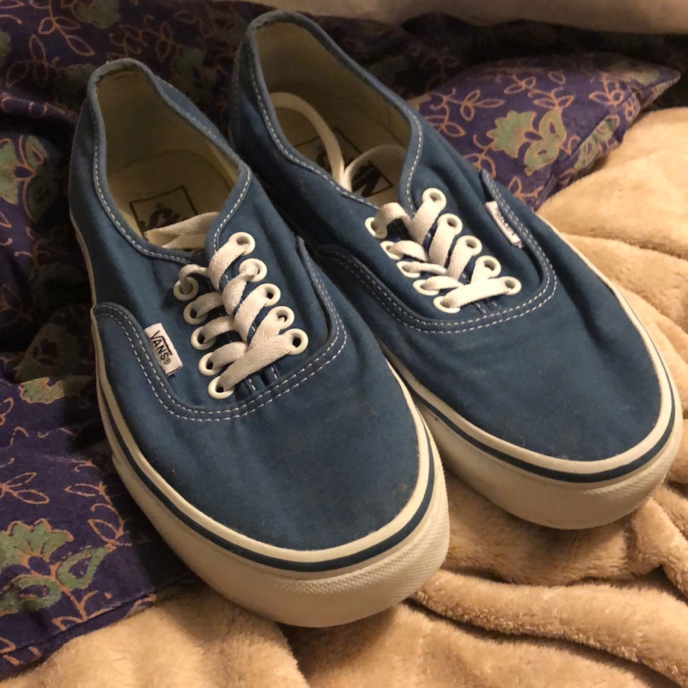 Vans authentics